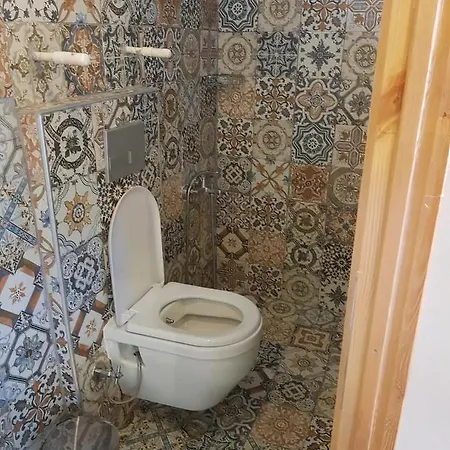 Little Ganj Suites